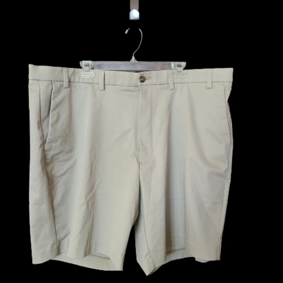 *NWOT Roundtree & Yorke TotalFLEX Flat Front Shorts - Picture 3 of 6